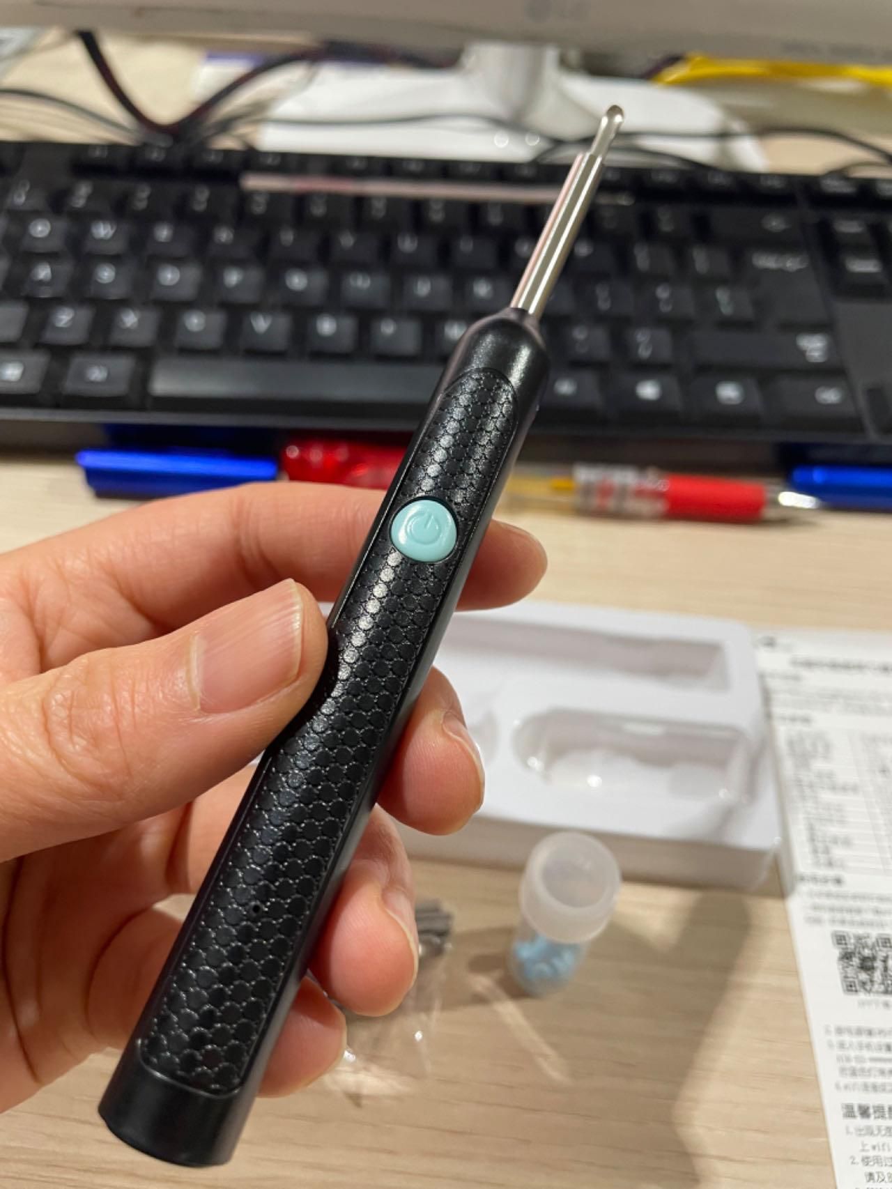 Smart Visual Ear Wax Cleaner with 8 MP HD Wi-Fi Camera